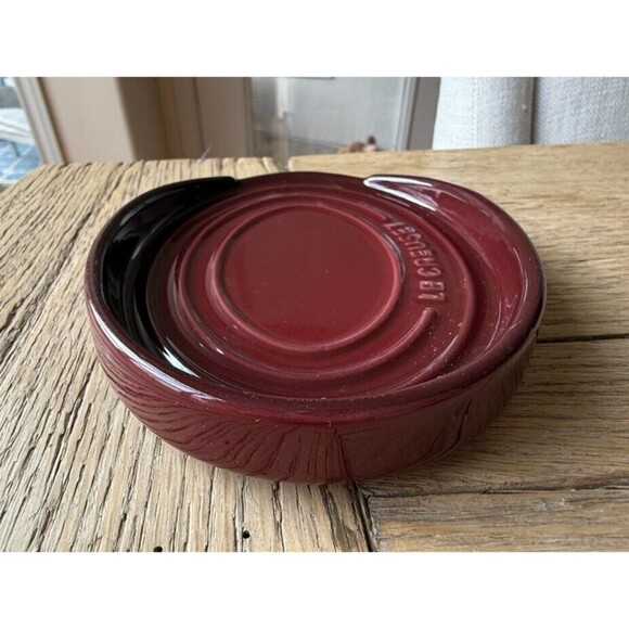 NEW Le Creuset Stoneware Oval Spoon Rest Rhone - Picture 4 of 4